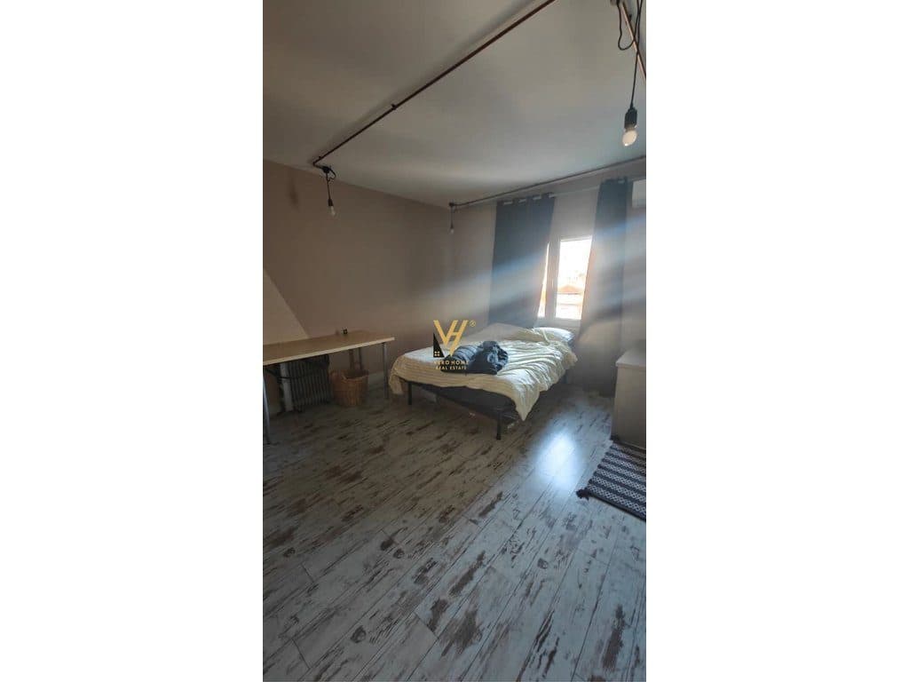 JEPET APARTAMENT 2+1+2+BLK ME QIRA TE QYTET STUDENTI 60.000 LEKE 3