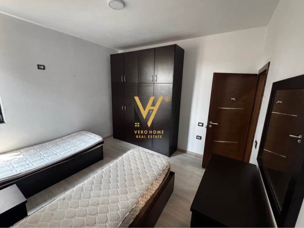 JEPET APARTAMENT 2+1+VERANDE ME QIRA TE VILAT GJERMANE 600 EURO 4