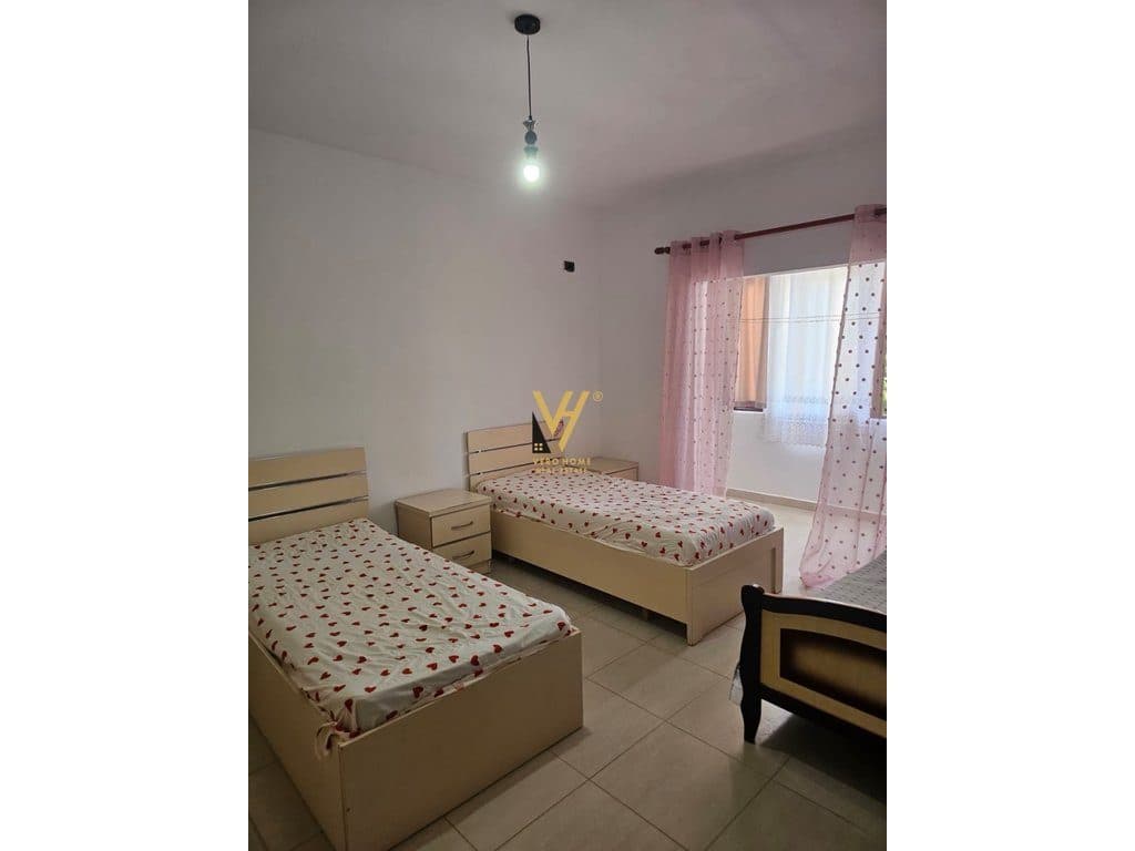 JEPET APARTAMENT 1+1 ME QERA TE CONCORD CENTER 50.000 LEKE 3