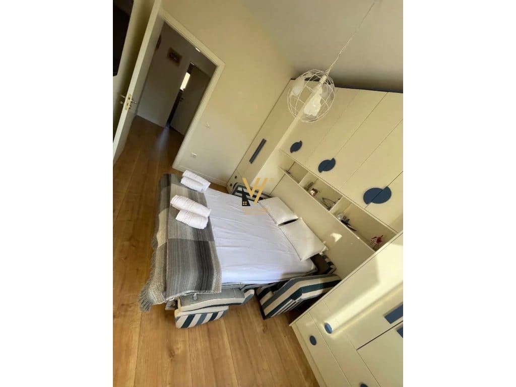 JEPET APARTAMENT 2+1+BLK ME QIRA TE MYSLYM SHYRI 800 EURO 4