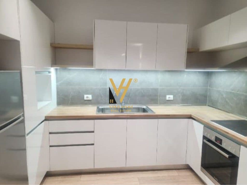 JEPET APARTAMENT 1+1+BLK ME QERA TE MYSLYM SHYRI 65.000 LEKE 4