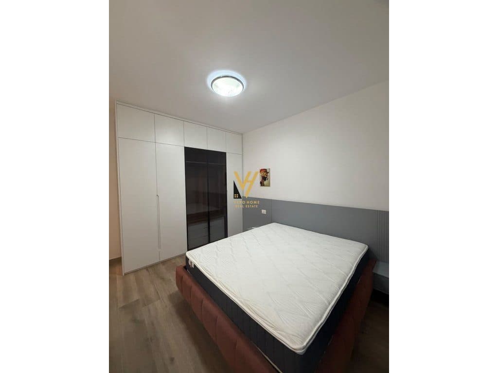 JEPET APARTAMENT 2+1 ME QERA TE SELVIA 75.000 LEKE 4