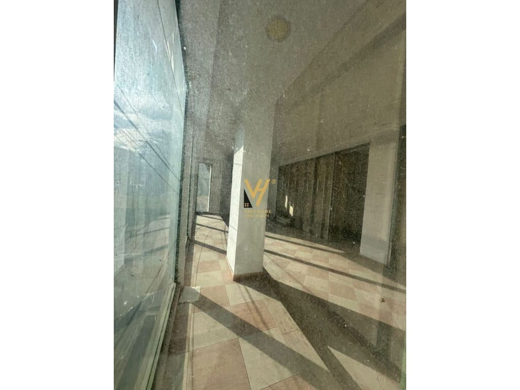Jepet Ambient Biznesi me qera te Brryli 450 m2 1