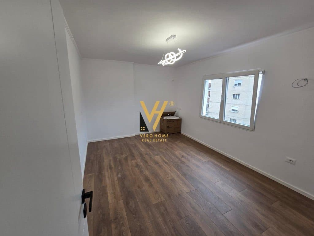 SHITET APARTAMENT 1+1 NE ALI DEM 10.800.000 LEKE