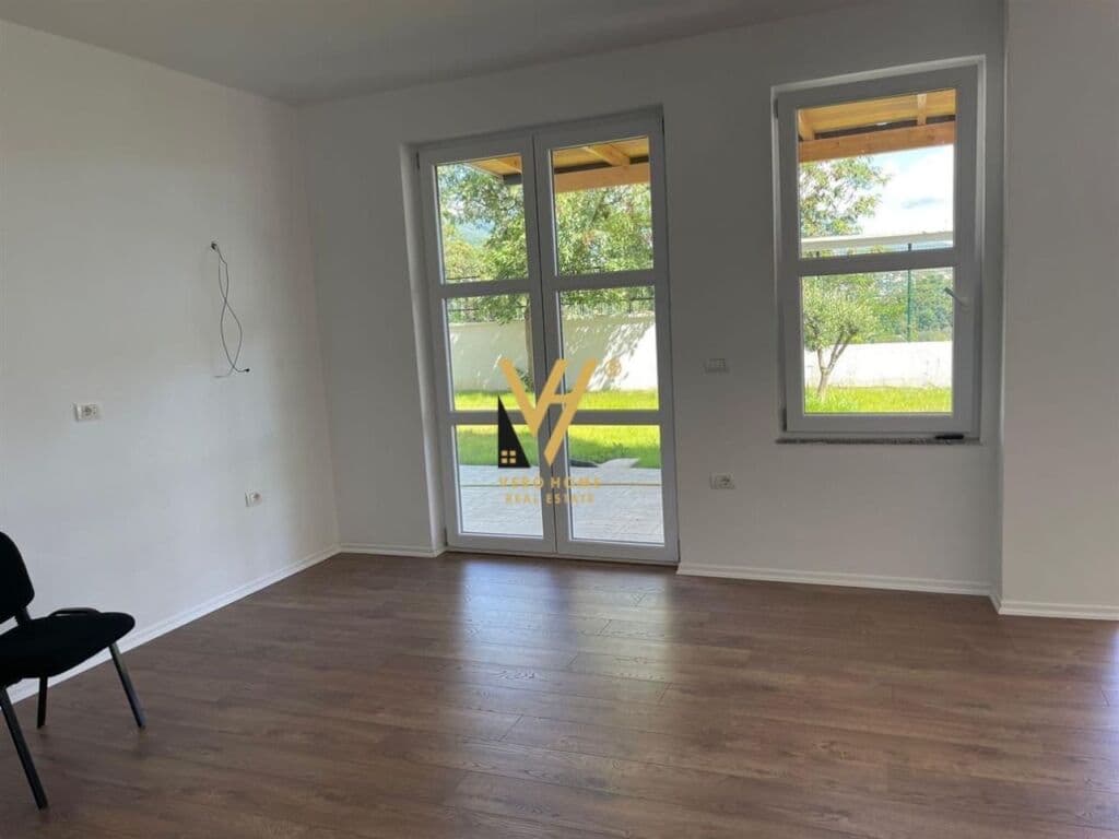 Shitet Apartament 3+1+2 te Ish Vilat Arabe , Fresk 138 m2 4
