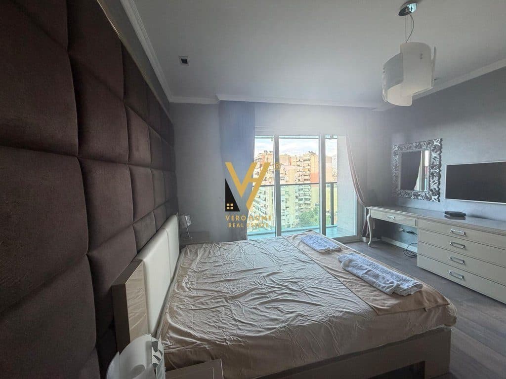 JEPET APARTAMENT 2+1+2+BLK ME QIRA TE AMBASADOR 3 – 2.200 EURO 4