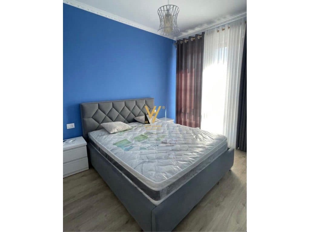 JEPET APARTAMENT 2+1+2 ME QIRA TE MYSLYM SHYRI 1.150 EURO 4