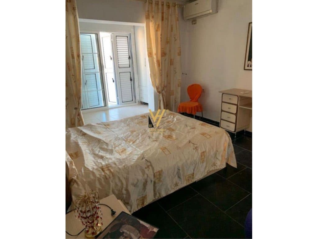 JEPET APARTAMENT 2+1+BLK ME QERA TEK RRUGA BARDHYL 60.000 LEKE 3