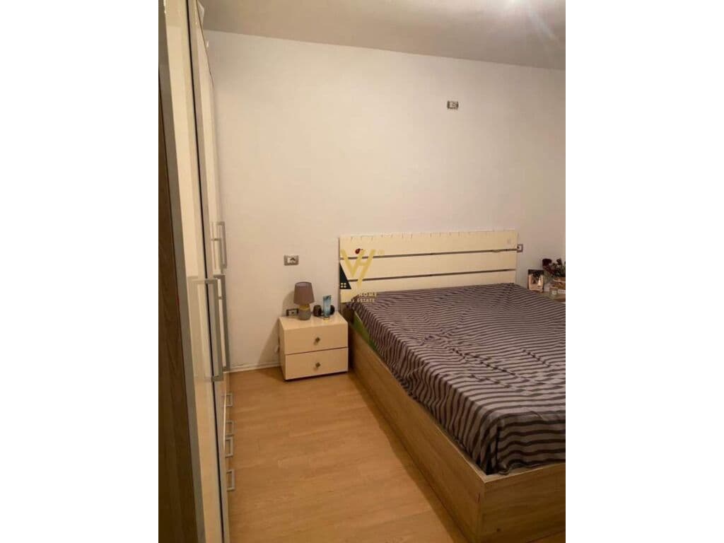 Shitet Apartament 3+1+ballkon te Ura e Tabakeve 83 m2