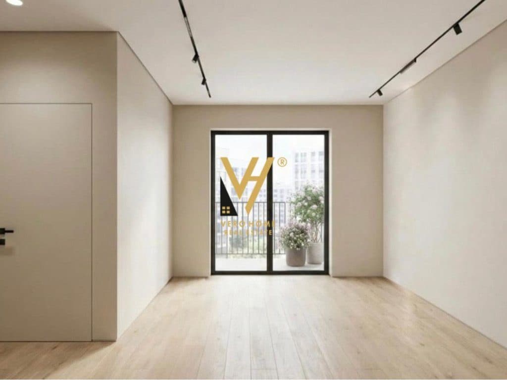 JEPET AMBIENT BIZNESI 83 M2 ME QIRA TE LIQENI I THATE 1.600 EURO 2