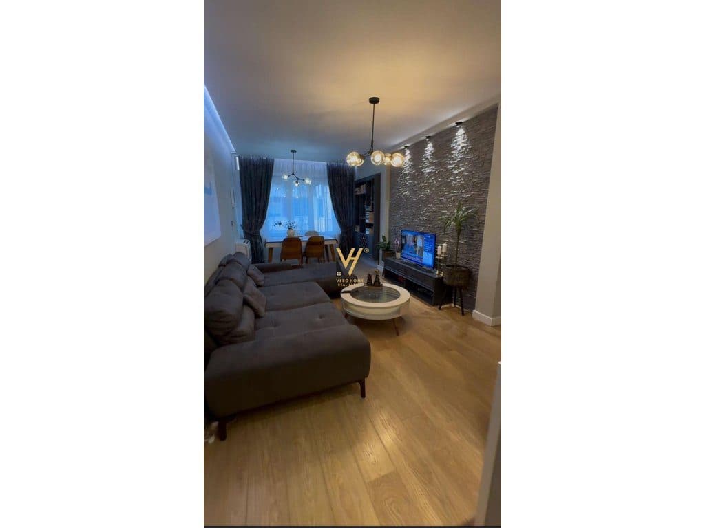 SHITET APARTAMENT 2+1, KOPSHTI BOTANIK, 211.000 EURO