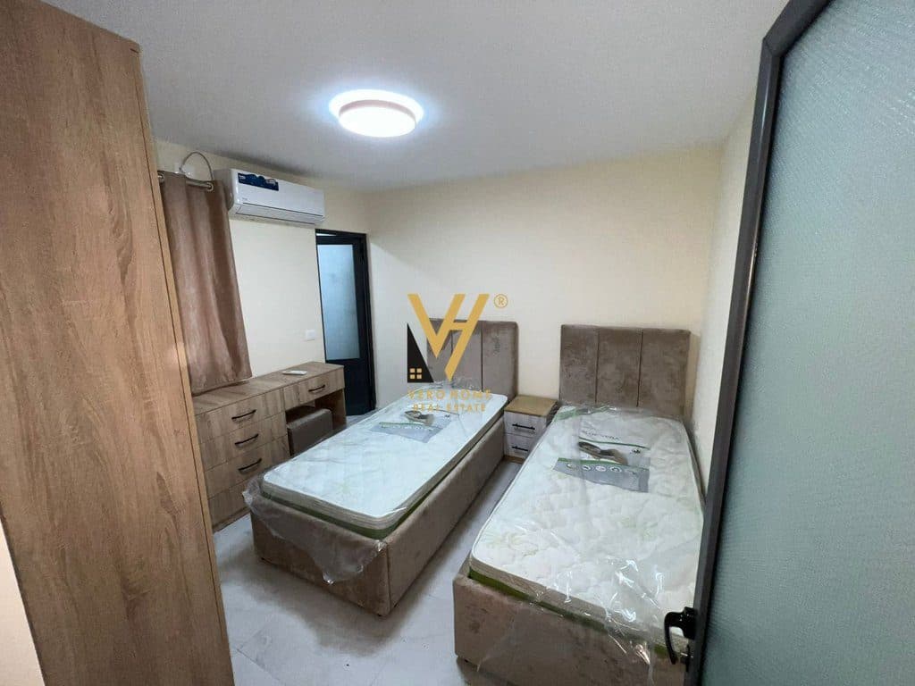 JEPET APARTAMENT 1+1 ME QIRA TE SHKOLLA E BASHKUAR 40.000 LEKE 2