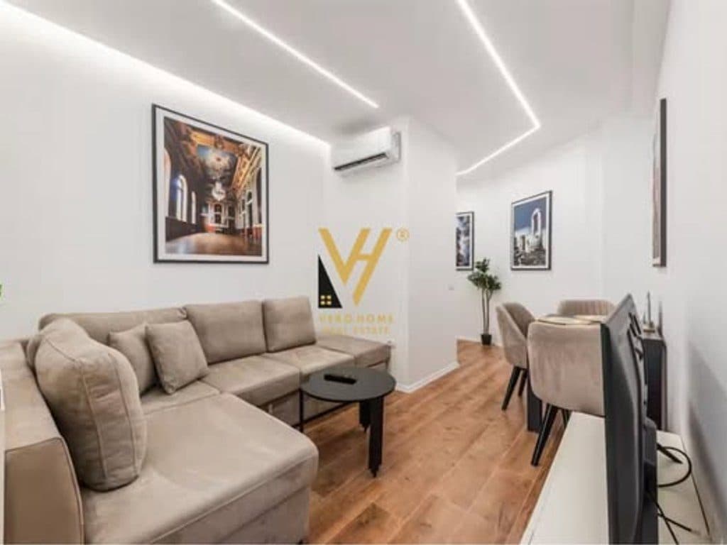 JEPET APARTAMENT 1+1+BLK ME QERA TE MYSLYM SHYRI 70.000 LEKE
