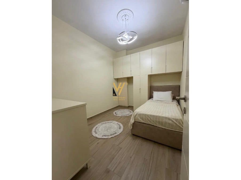 JEPET APARTAMENT 2+1+BLK ME QIRA TE RRUGA E DIBRES 1.000 EURO 3