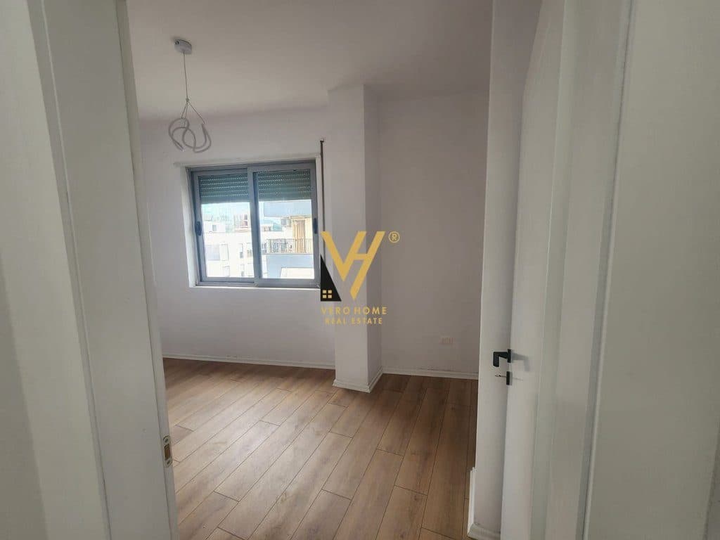 SHITET APARTAMENT 2+1+BLK TE KOMUNA E PARISIT 4
