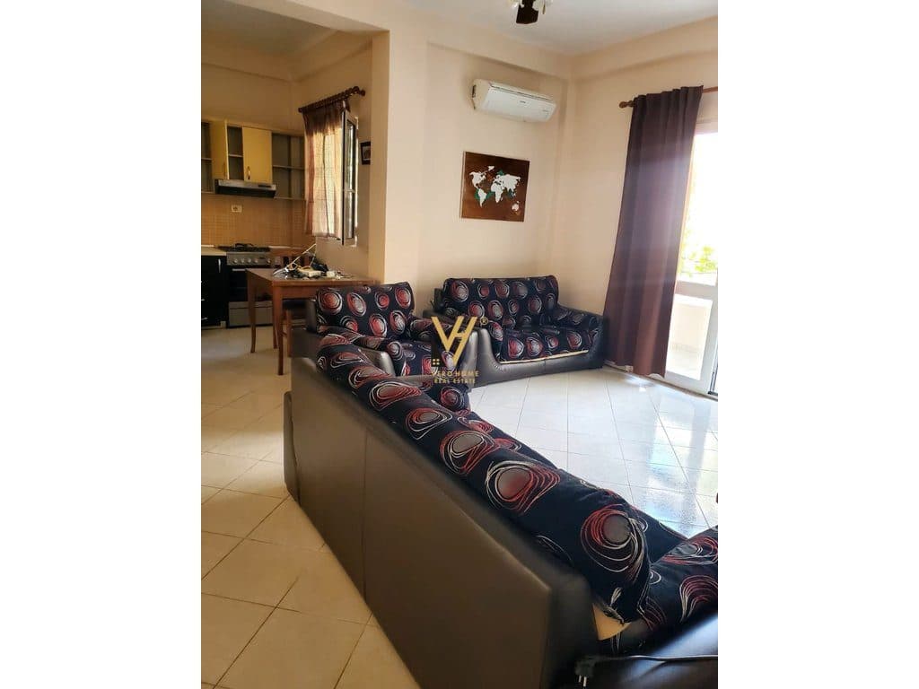 JEPET APARTAMENT 3+1+BLK ME QERA NE SELITE 55.000 LEKE