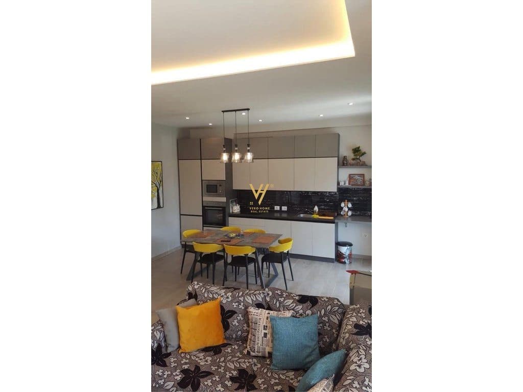 SHITET APARTAMENT 1+1 TE TURQUOISE MARINA, GJIRI I LALZIT 230.000 EURO 2