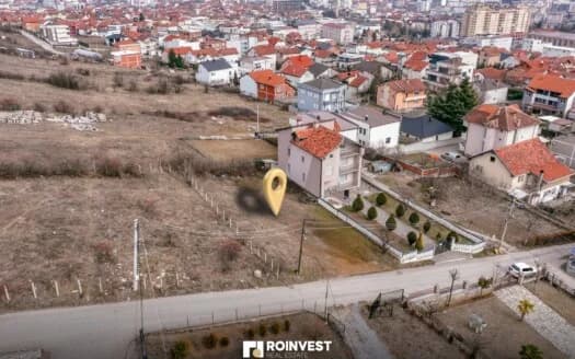 Parcelë në shitje! 3