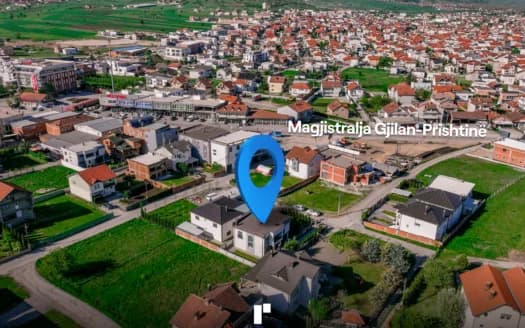 Shtëpi në shitje! 4