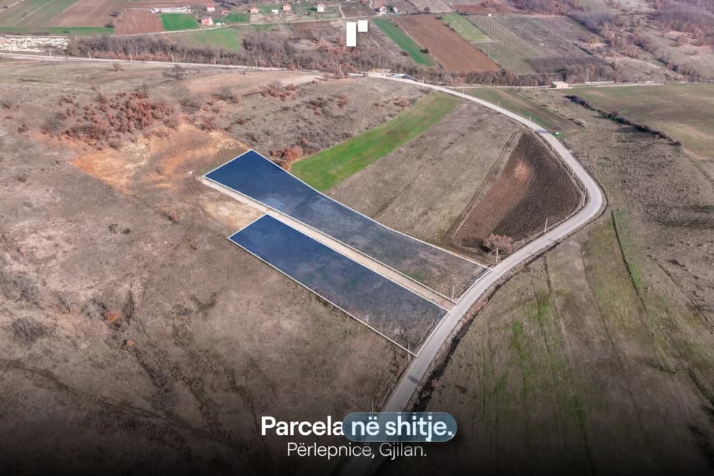Parcela në shitje!