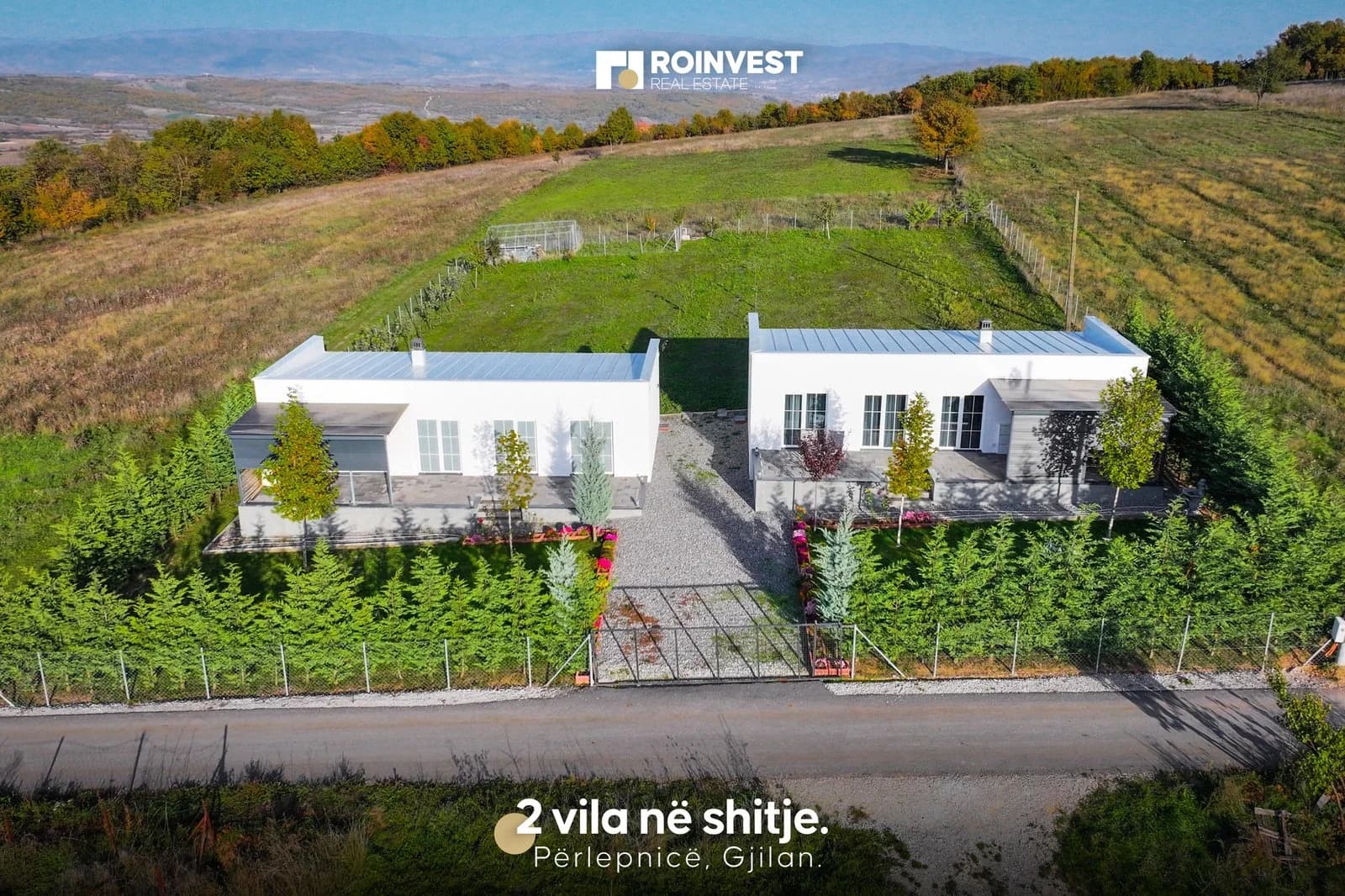 2 vila në shitje!