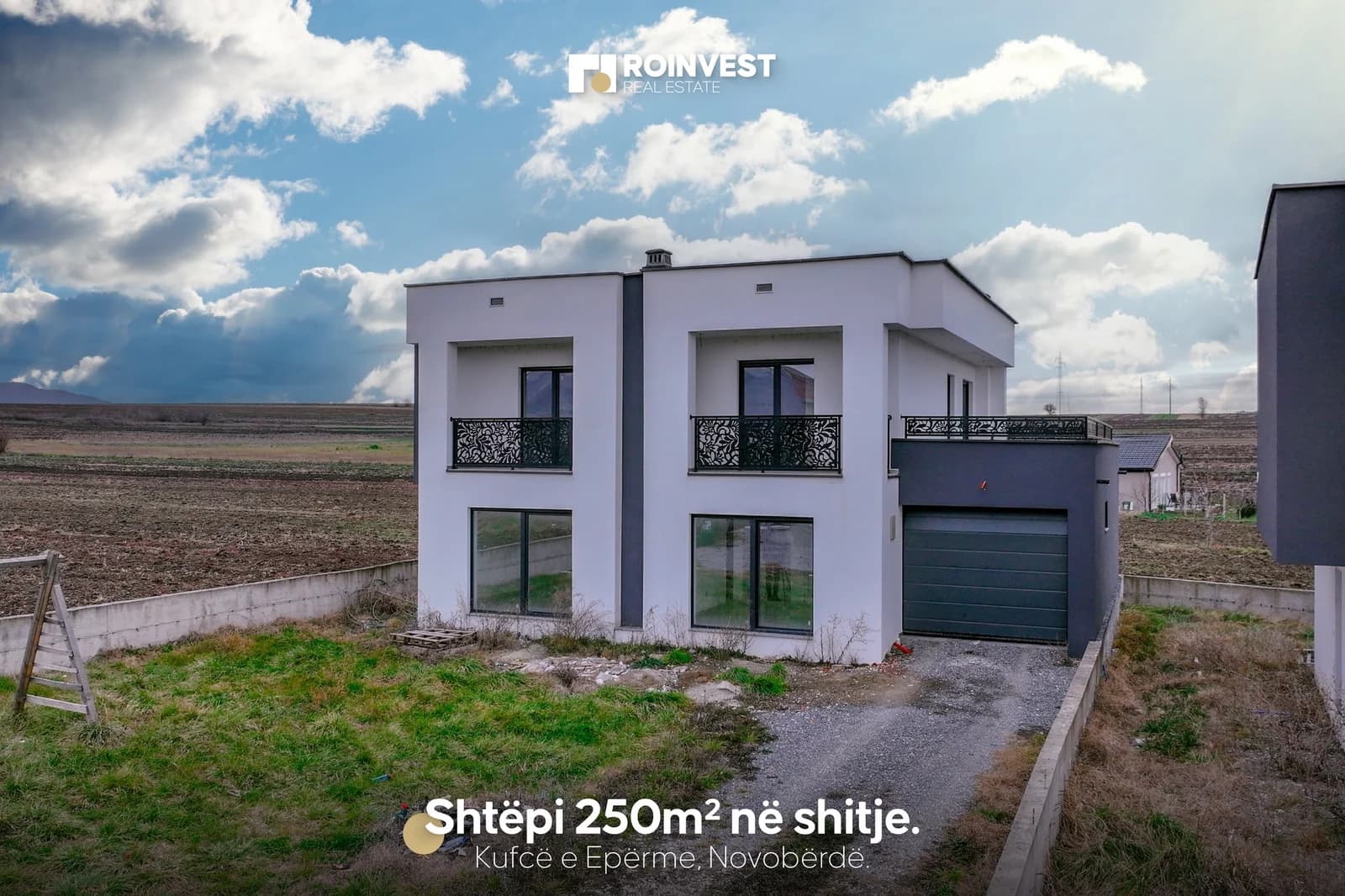 Shtëpi në shitje!