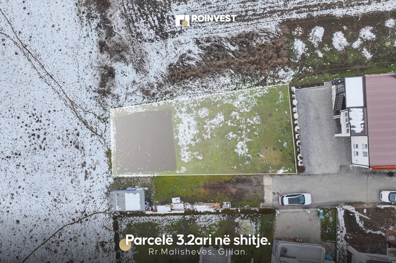Parcelë në shitje!