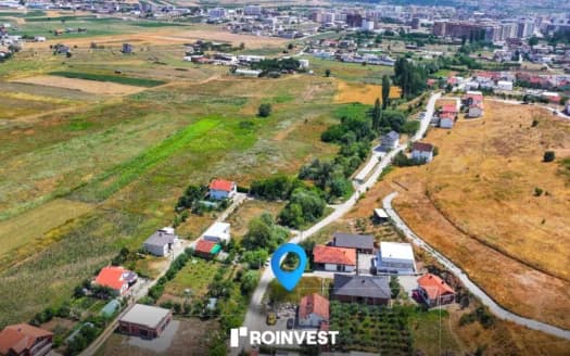 Parcelë në shitje! 4
