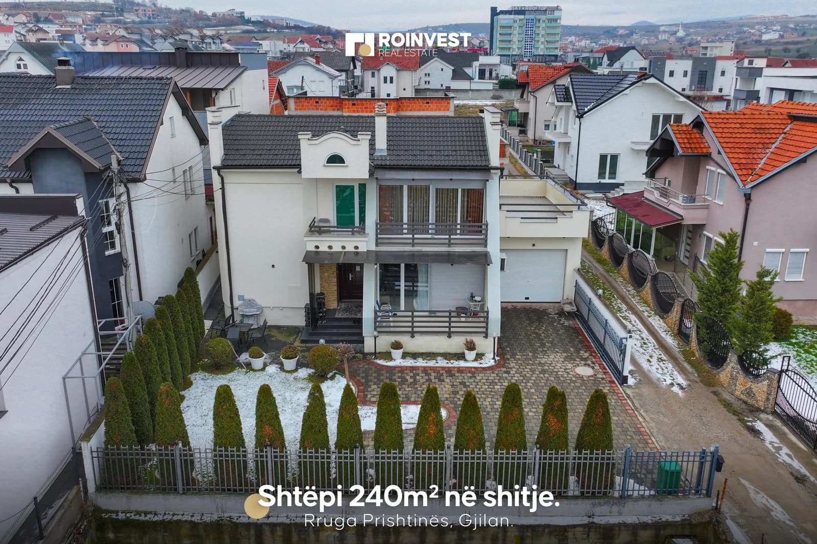 Shtëpi në shitje!