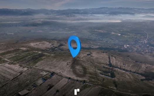 Parcelë në shitje! 4