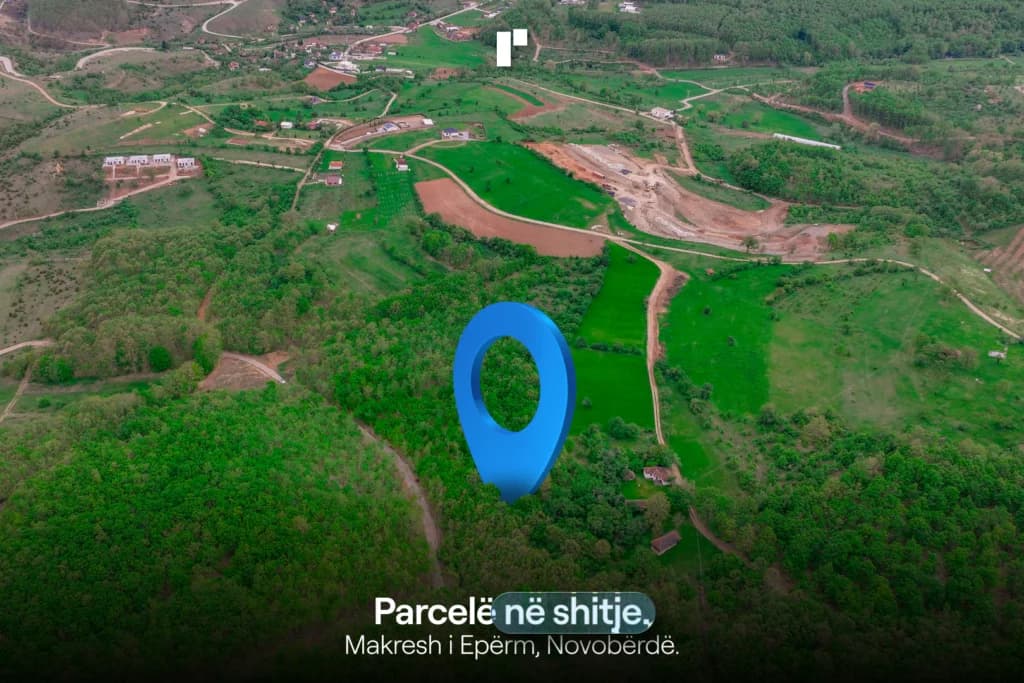 Parcelë në shitje!