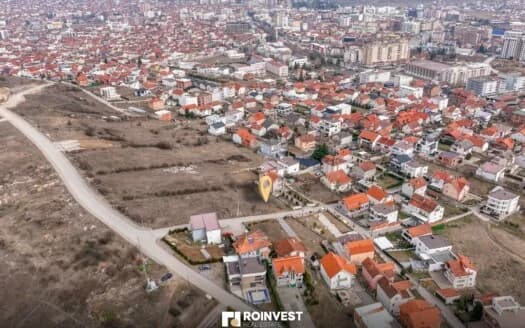 Parcelë në shitje! 4