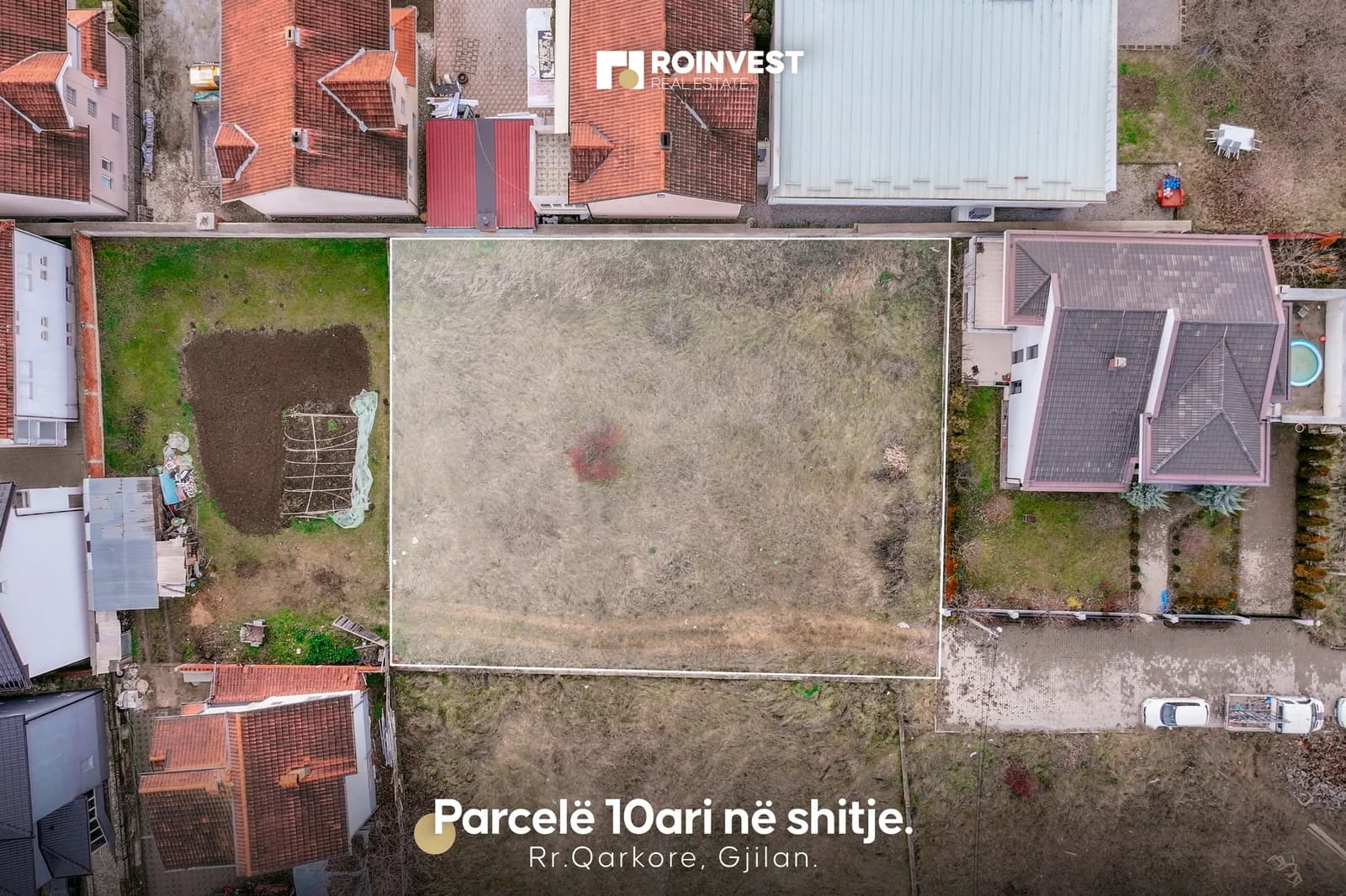 Parcelë në shitje