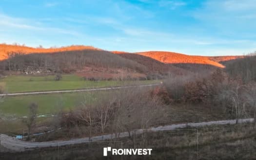 Parcelë në shitje! 4
