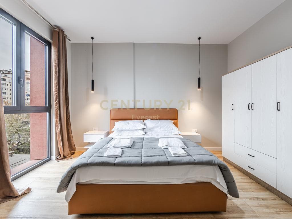 RRUGA E KAVAJES, APARTAMENT 1+1 PER QIRA 4