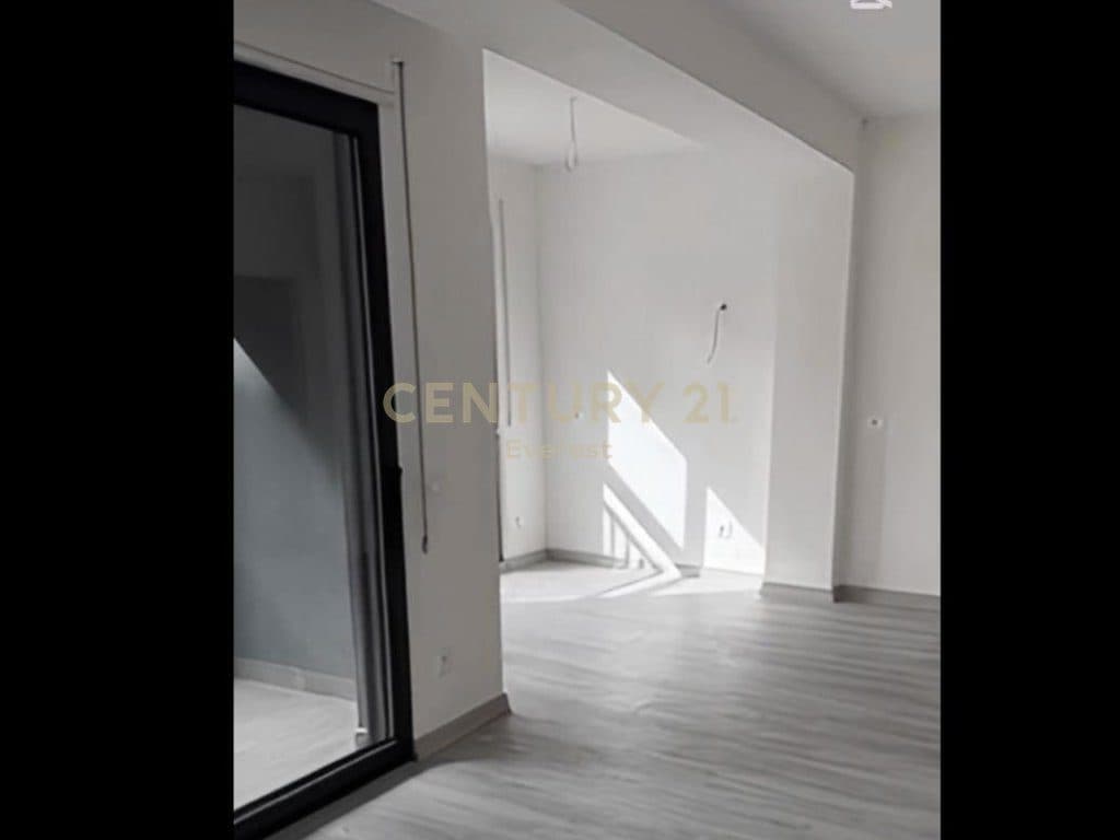 BULEVARDI I RI, SHESIM APARTAMENT 3+1+2 3