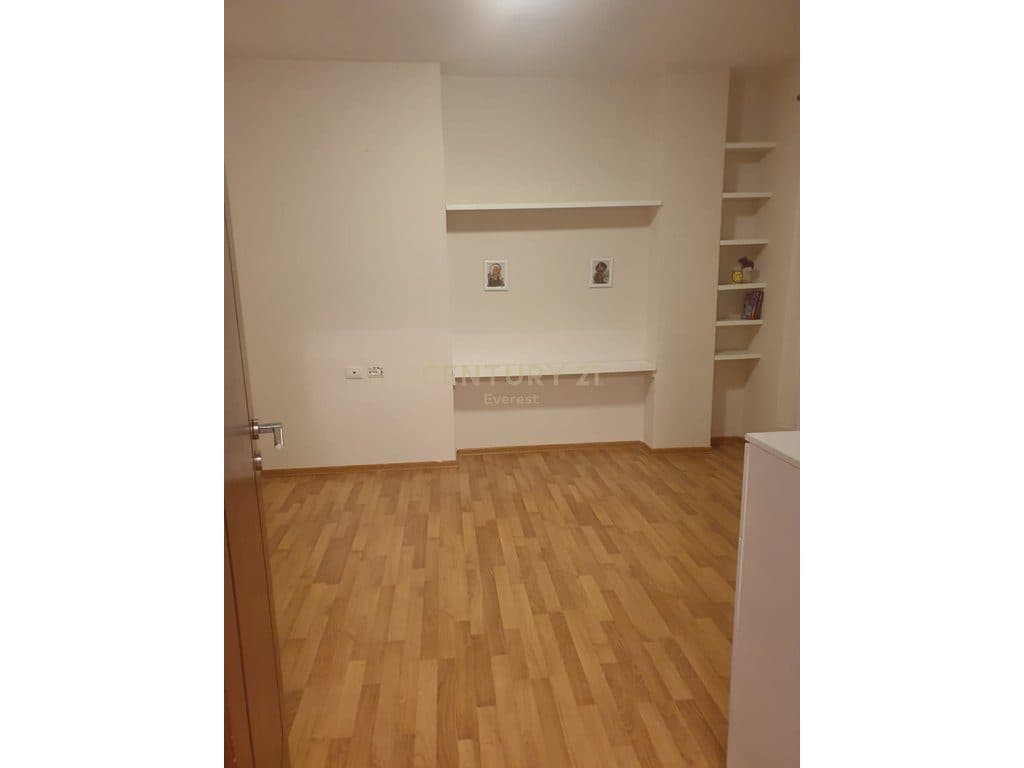 BLV. ZOGU I PARE, APARTAMENT 1+1+DEPO PER QIRA 4