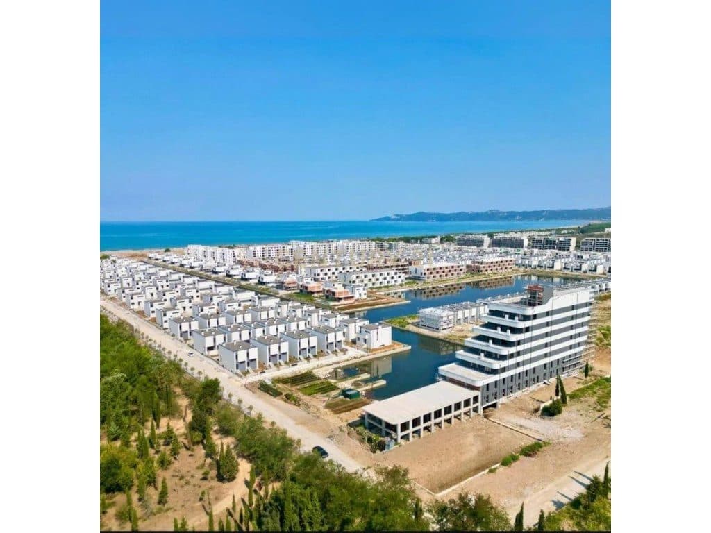 Vilë 3+2 Për Shitje në Gjirin e Lalzit, Durrës - 516,000€ | 308 m²