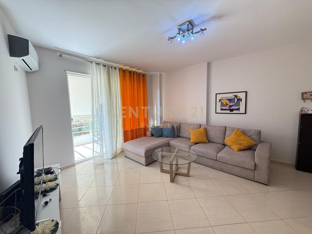 LIQENI I THATE, APARTMENT 2+1 FOR RENT