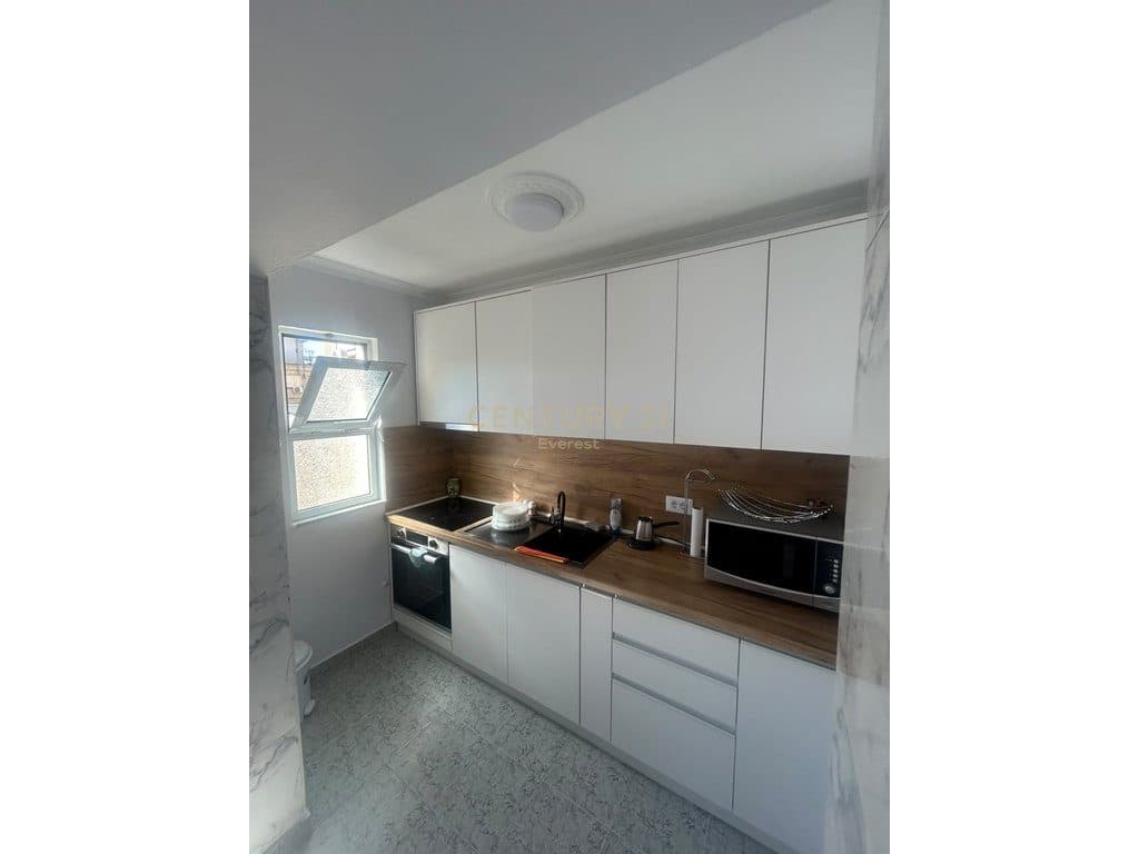 ISH STACIONI I TRENIT, JAPIM ME QIRA APARTAMENT 3+1 2