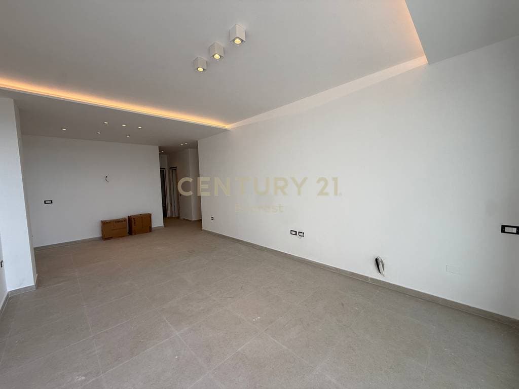 UJI I FTOHTE, SHESIM APARTAMENT 2+1+2 GATI PER BANIM 2
