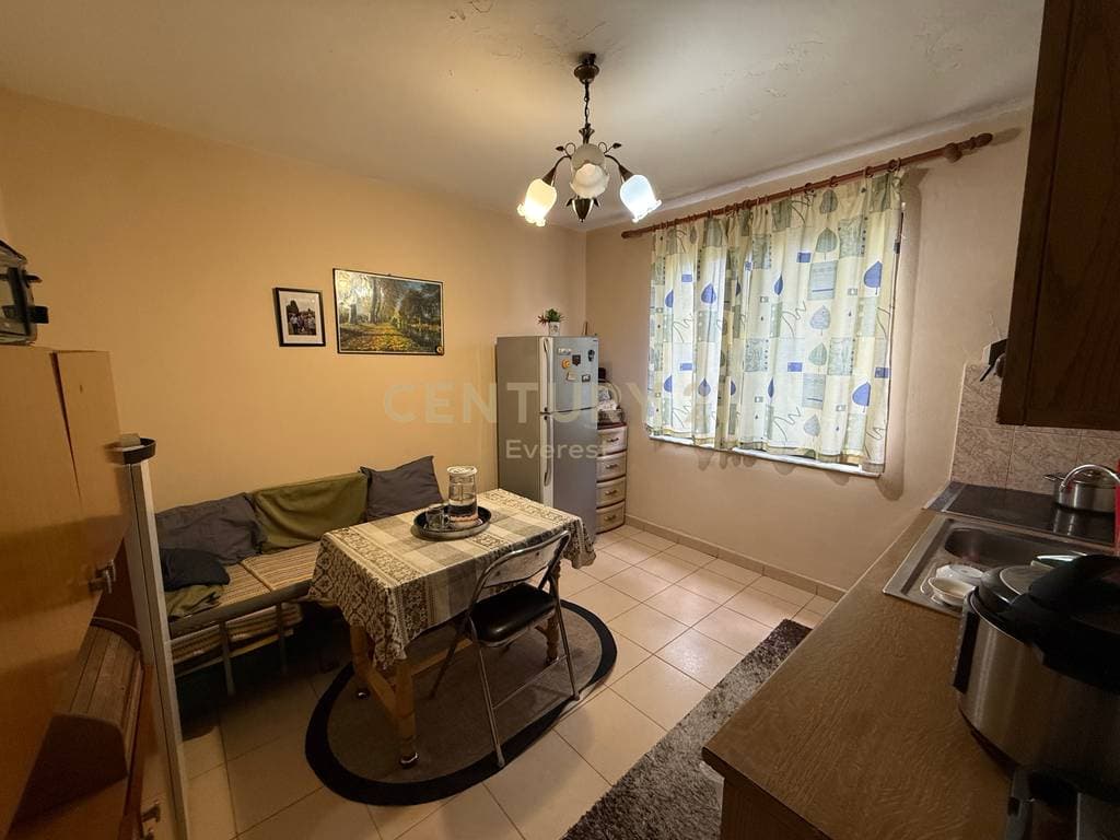 VASIL SHANTO, 3+1 APARTMENT FOR SALE 3