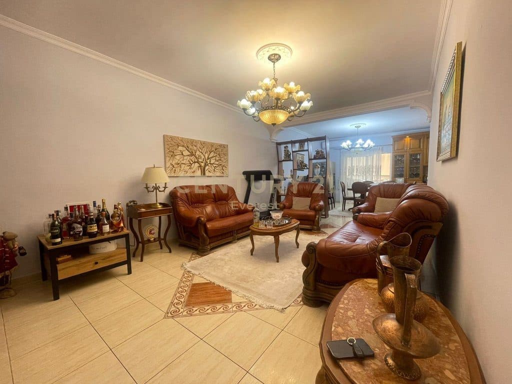 VASIL SHANTO, SHESIM APARTAMENT 3+1+2!