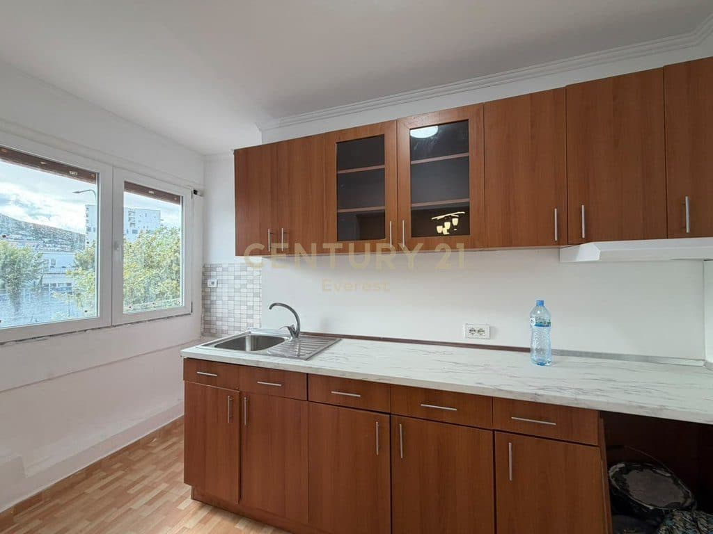 PALLATI ME SHIGJETA, SHESIM APARTAMENT 1+1 4