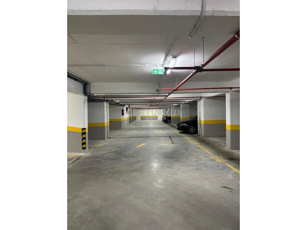 NEW BOULEVARD, WE SELL PARKING SPOTS 1