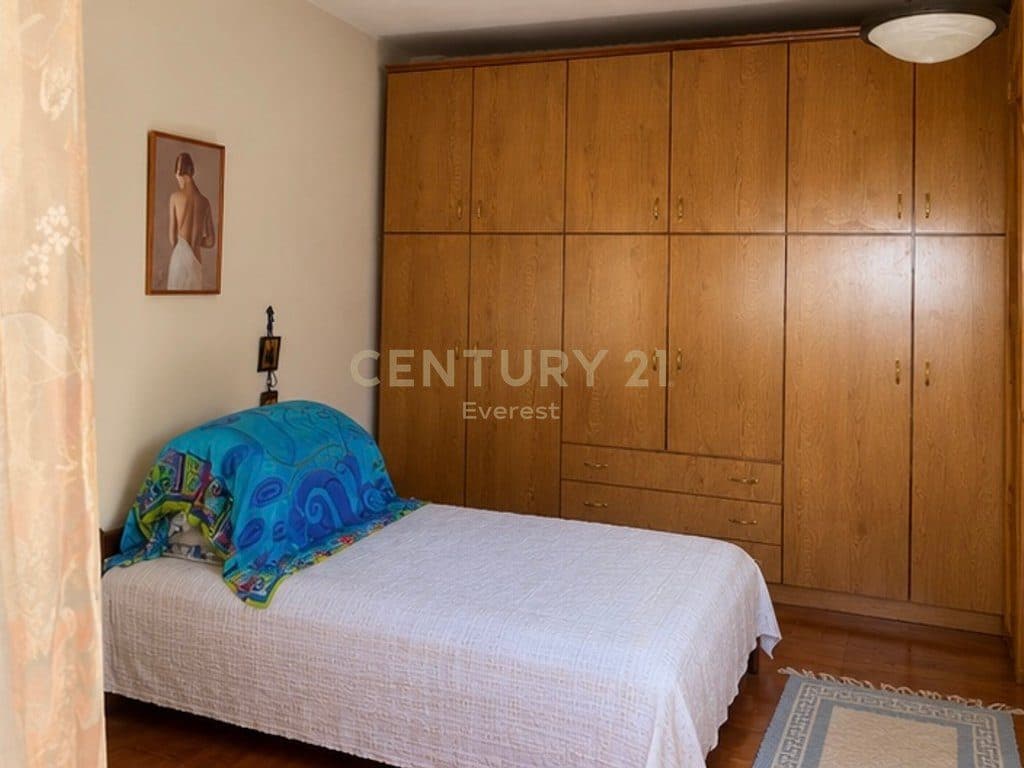 SHITET SHTËPI PRIVATE – VUNO, VLORË
