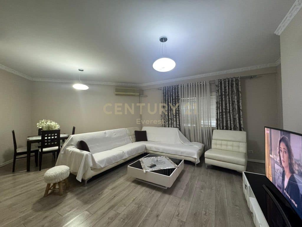 KOMPLEKSI USLUGA, SHESIM APARTAMENT 2+1+2 2