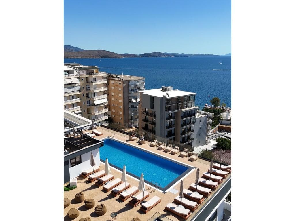 SARANDE, SHESIM APARTAMENT 2+1+2 SHUME PRANE DETIT