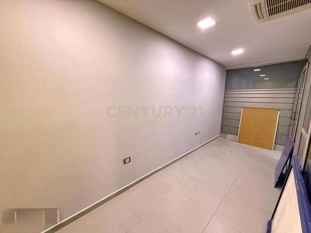 Kavaja Road, Business Premises for Rent 4