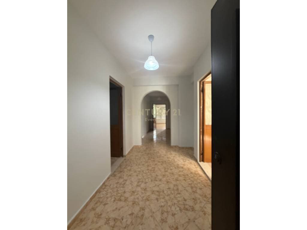 VASIL SHANTO, SHESIM APARTAMENT 3+1! 4